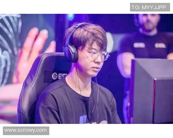 李军专访:从职业选手到电竞传奇的英雄联盟成长之路 李军专访:从职业选手到电竞传奇的英雄联盟成长之路